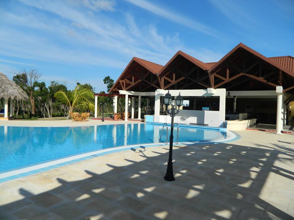 PLAYA PESQUERO PREMIUM SERVICE POOL